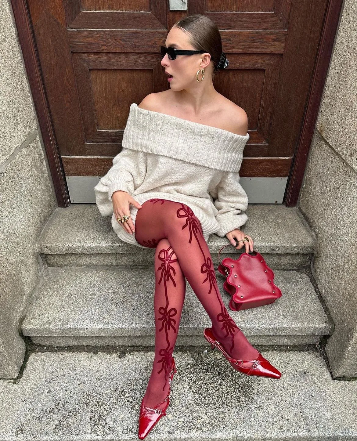 red tights