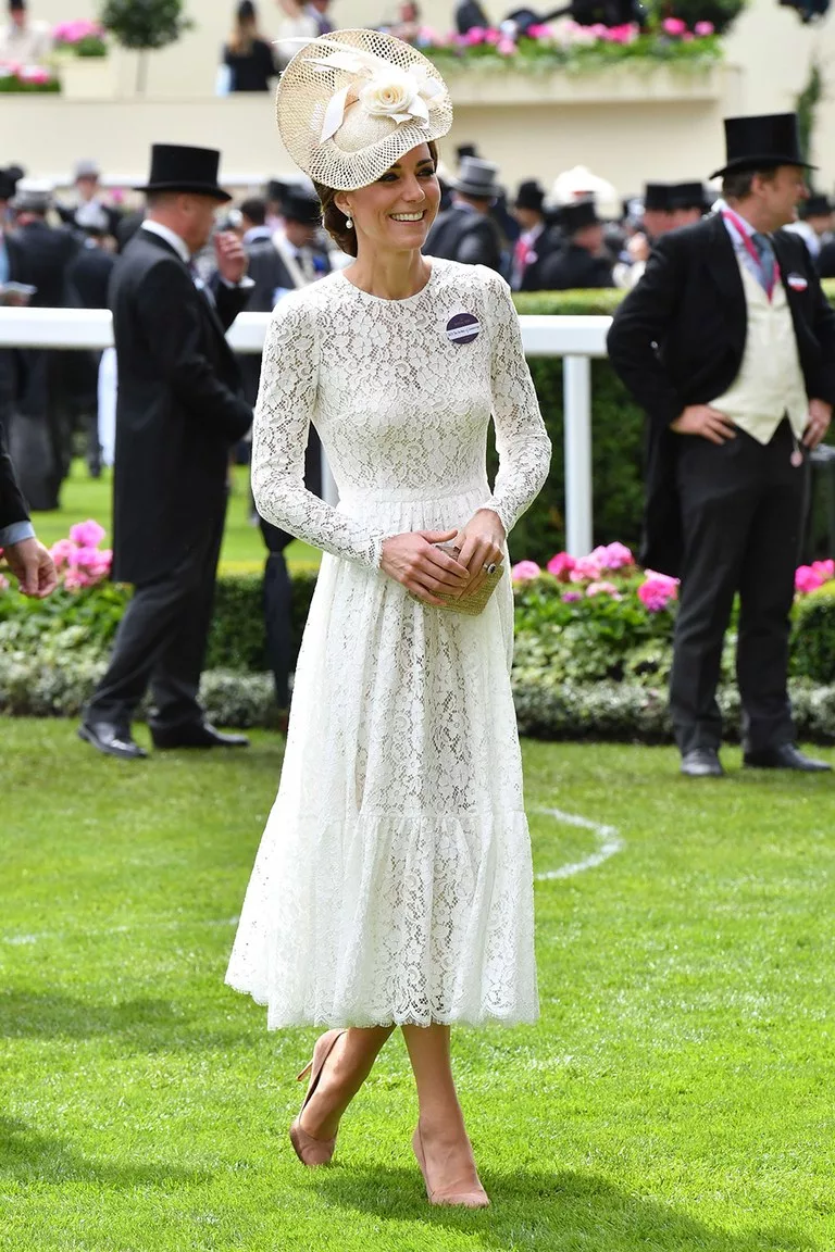 Thời trang công nương Kate Middleton 2 Thời trang công nương Kate Middleton 2