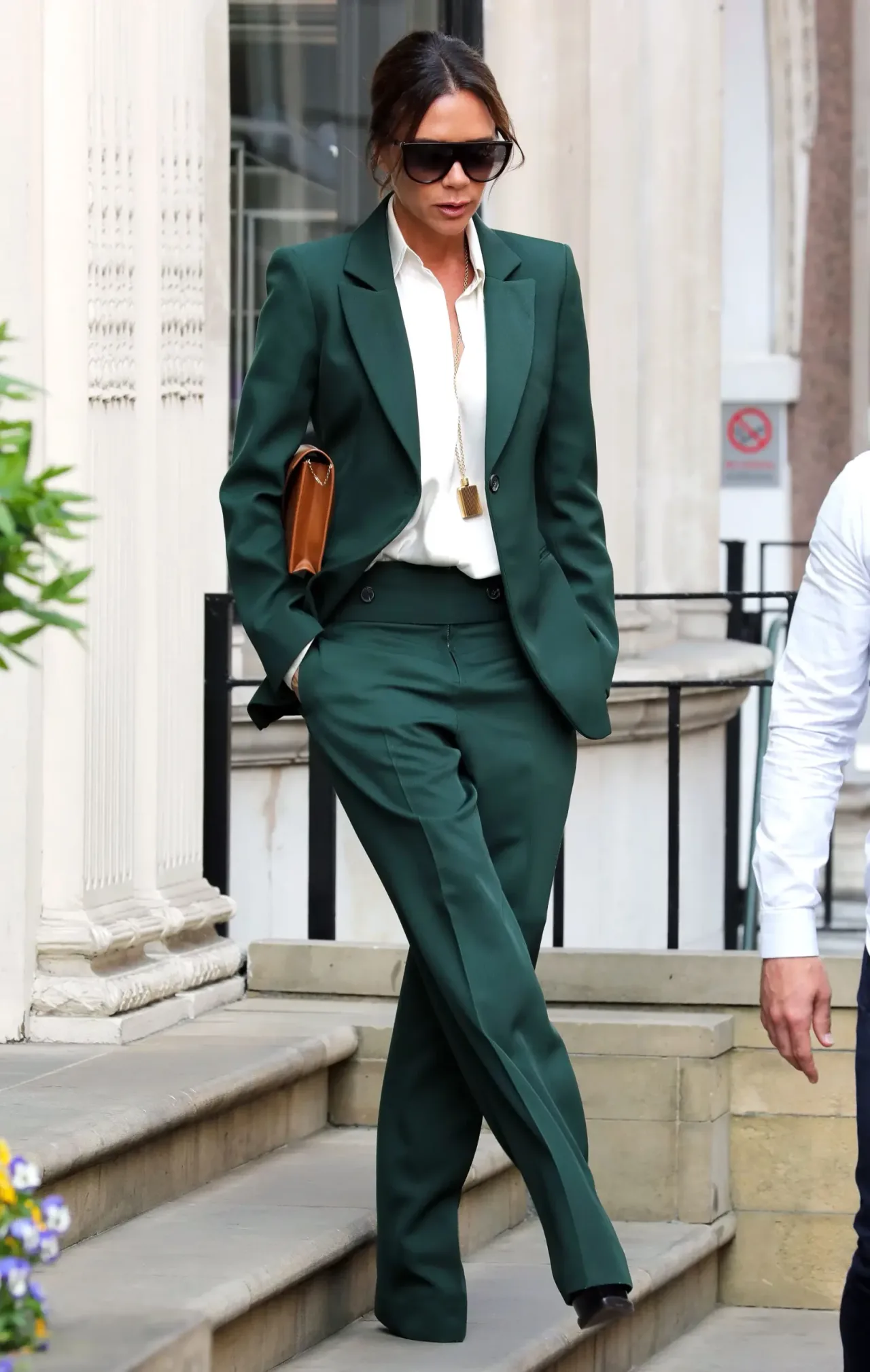 suit victoria beckham
