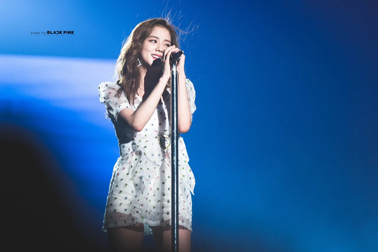 jisoo trên sân khấu