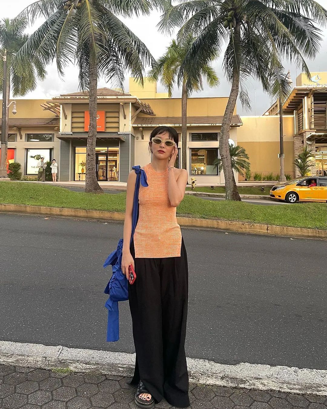 Seulgi diện tanktop dệt kim