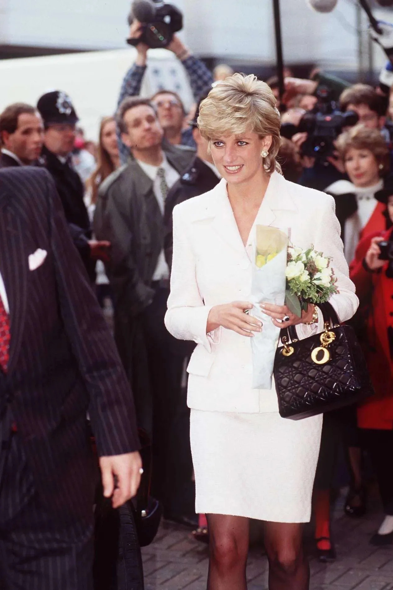 Công nương Diana cùng túi Lady Dior