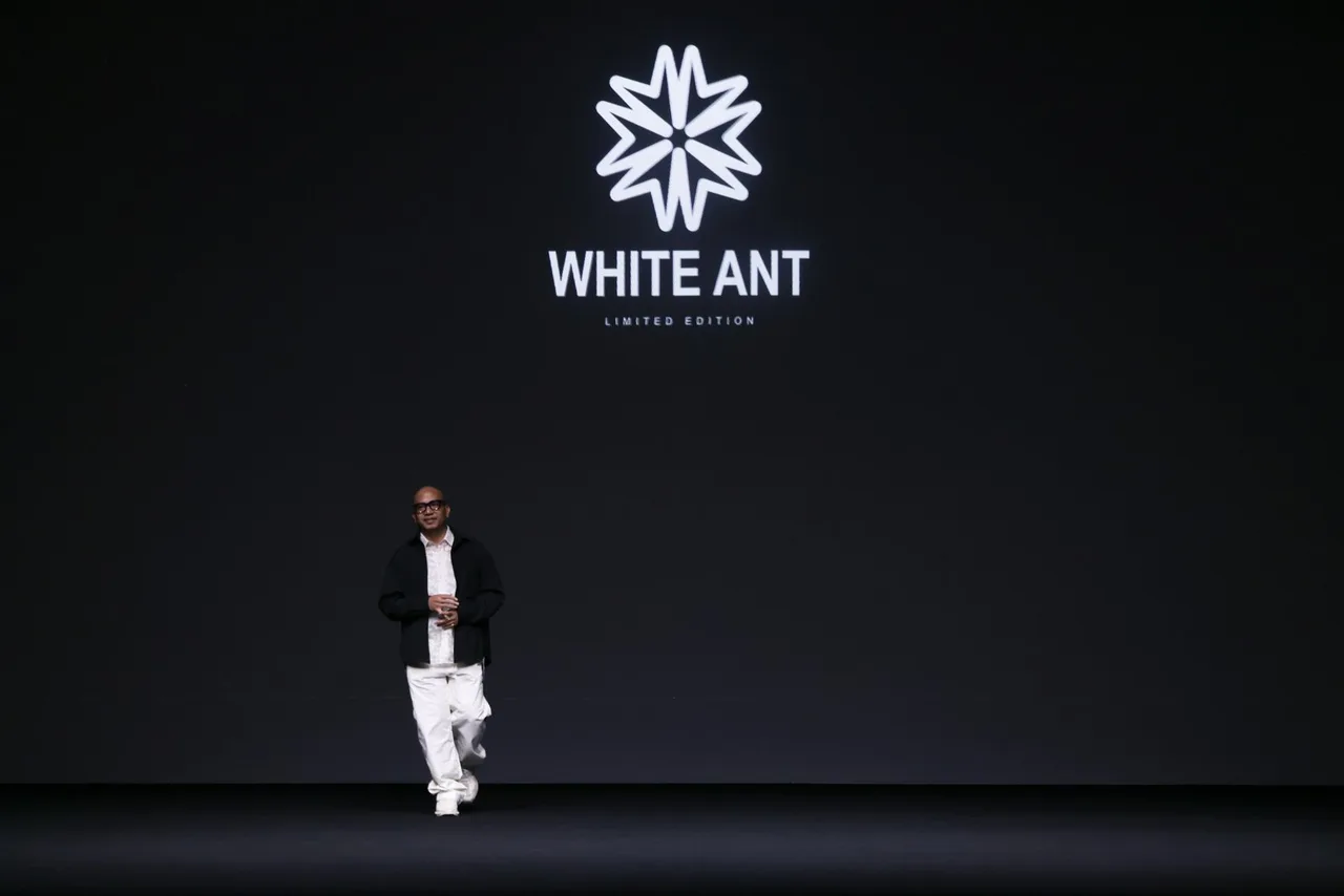 BST White Ant Thu-Đông 2026