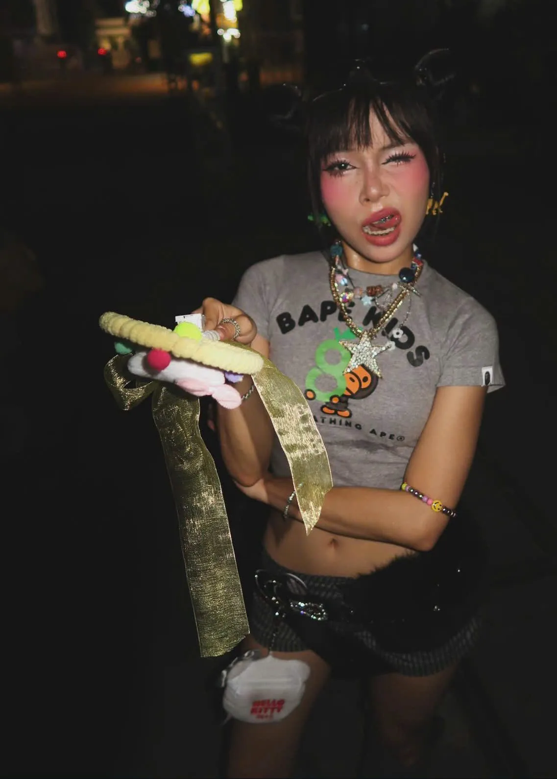 Liu Grace Baby tee và phụ kiện