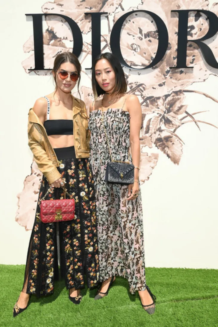 Fashionista người Hàn Quốc cũng Aimee Song cũng tham dự sự kiện Dior Fashion Haute Couture Fall/Winter lần này