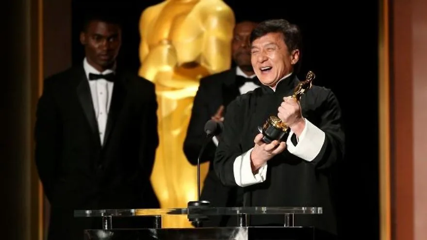 Thành Long đã đoạt Giải thưởng Oscar sau hơn 50 năm cống hiến ELLE VN