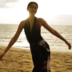 Mặc đẹp theo phong cách của “ngọc nữ xứ chùa Vàng” Yaya Urassaya