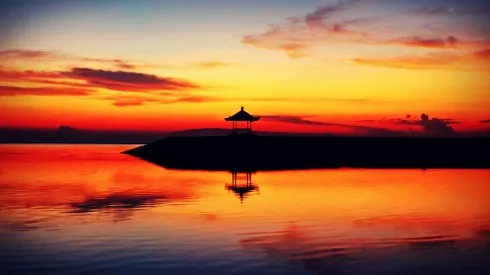 Bình minh trên bãi biển Sanur