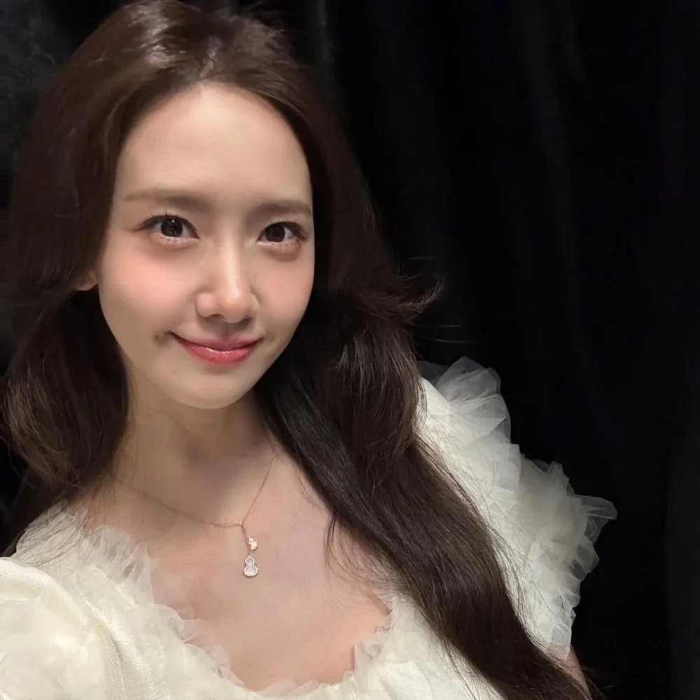Yoona rạng rỡ trẻ trung