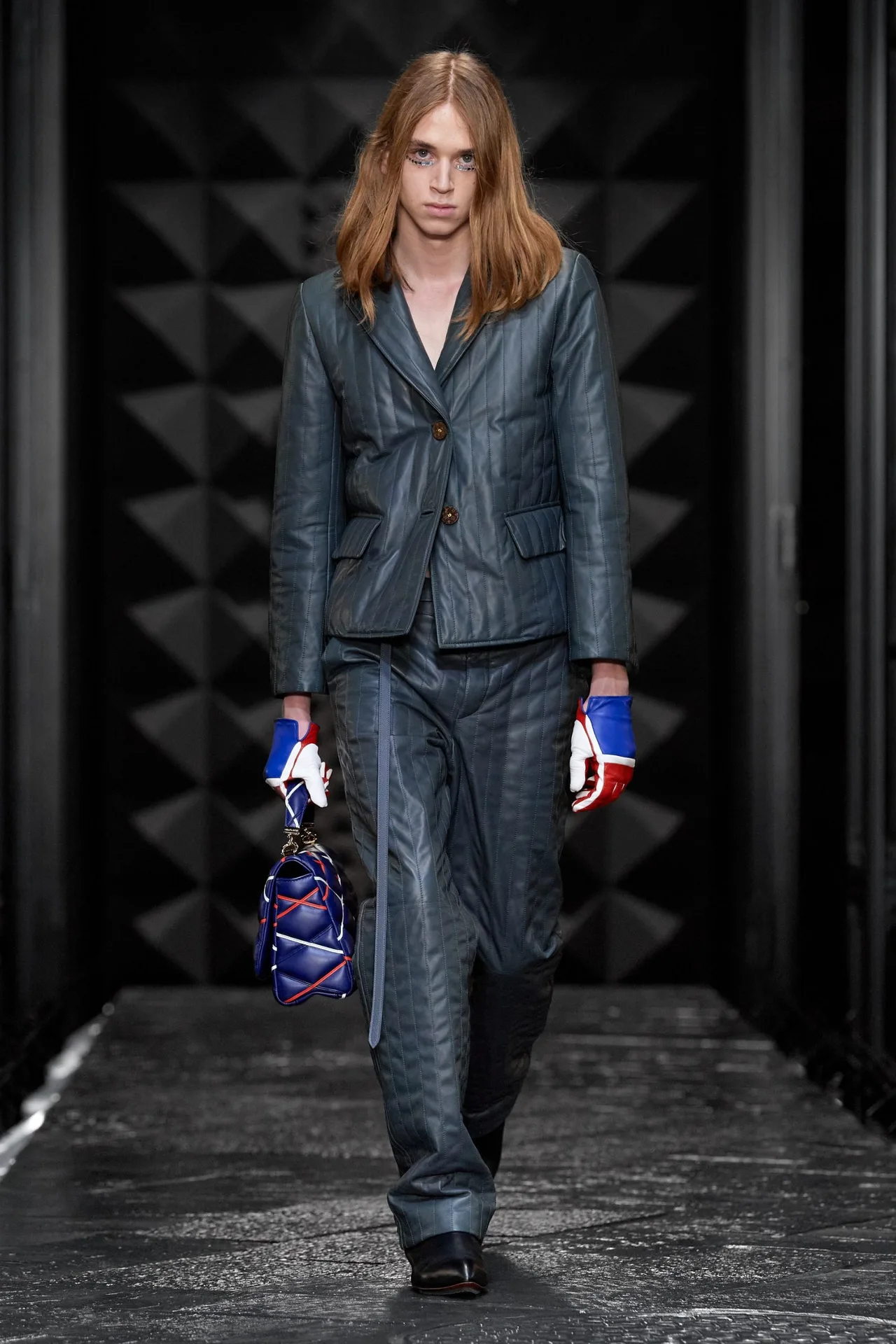 00031-louis-vuitton-fall-2023-ready-to-wear-credit-gorunway