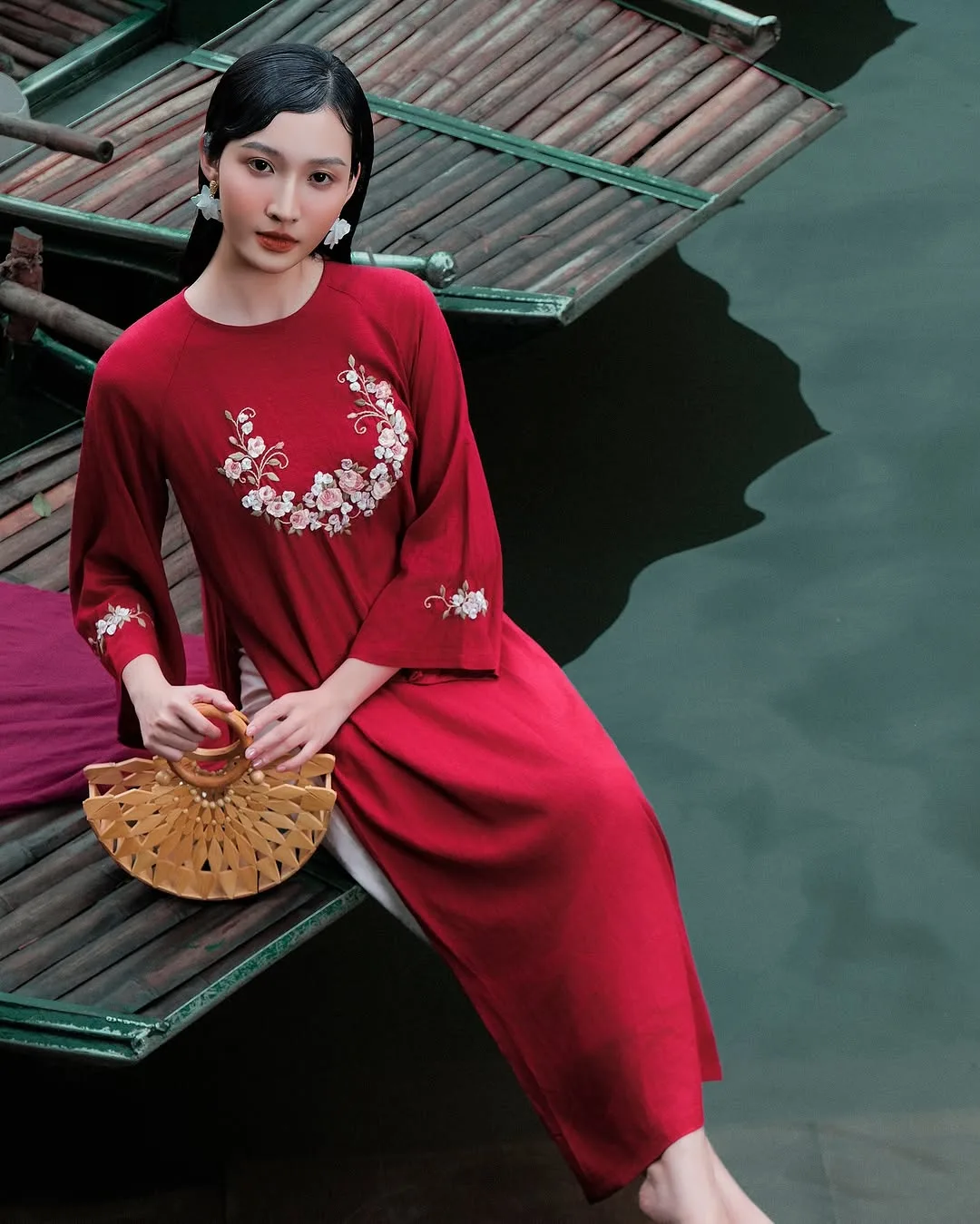 tiemcuabong_ áo dài linen đỏ