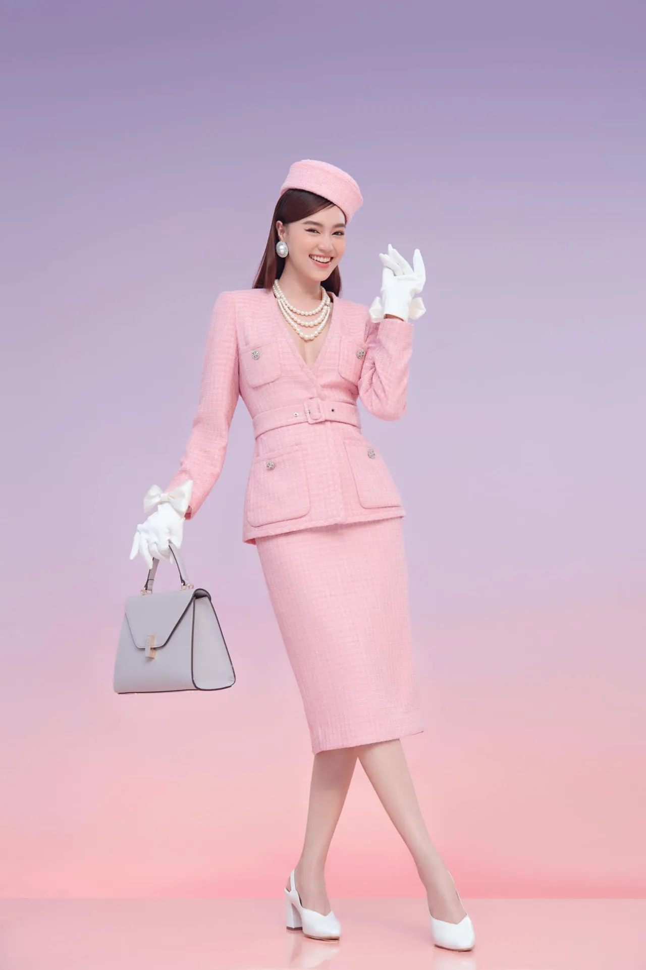 Lan Ngọc trong thiết kế tweed suit của Đỗ Mạnh Cường