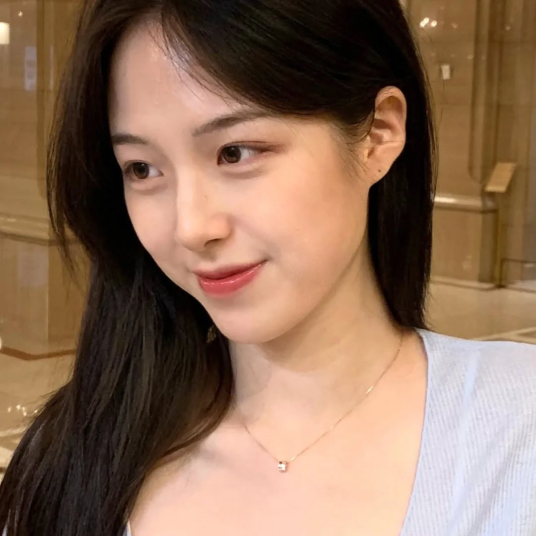 Người mẫu với làn da đẹp nhờ nấm linh chi
