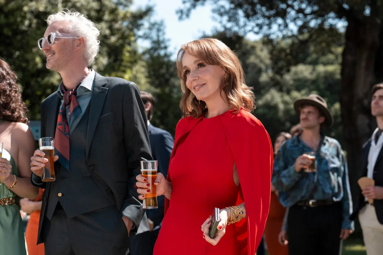 Bruno Gouery as Luc, Philippine Leroy-Beaulieu as Sylvie Grateau in Emily in Paris. Cr. Giulia Parmigiani/Netflix © 2025