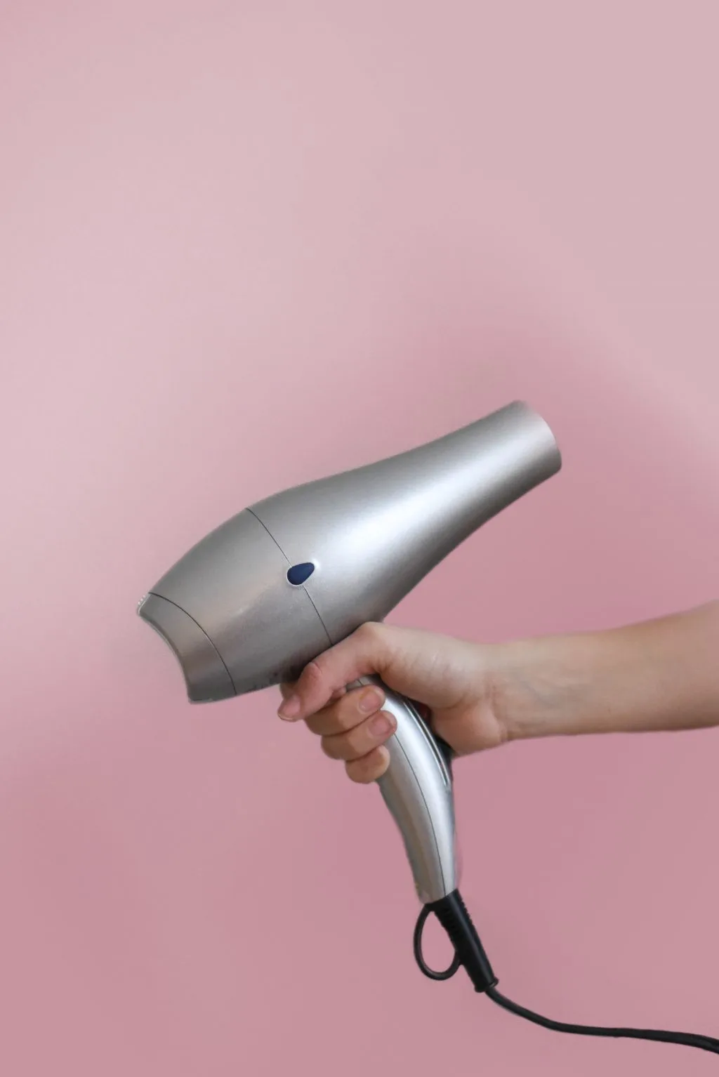 hạn chế sấy tóc để chăm sóc tóc ngắn khỏe đẹp hạn chế sấy tóc để chăm sóc tóc ngắn khỏe đẹp