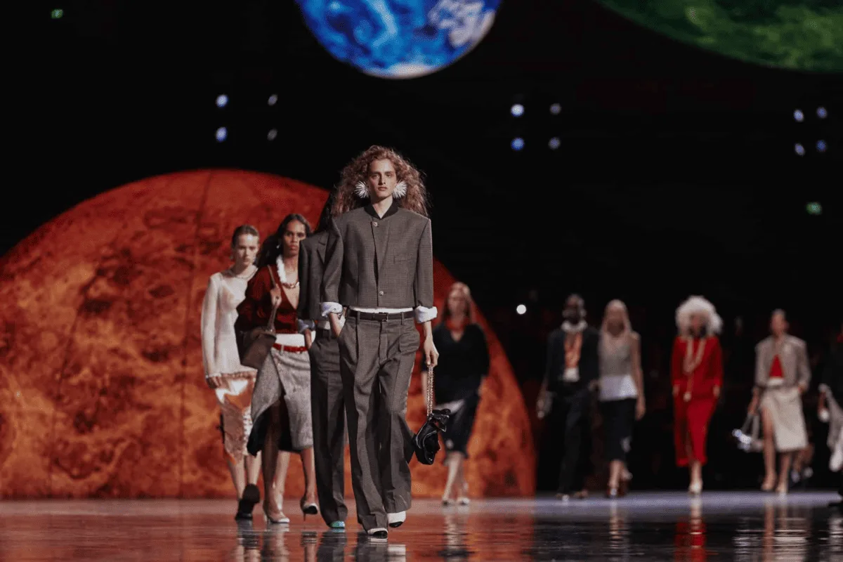 BST Chanel Xuân-Hè 2026 đầu tay của Matthieu Blazy