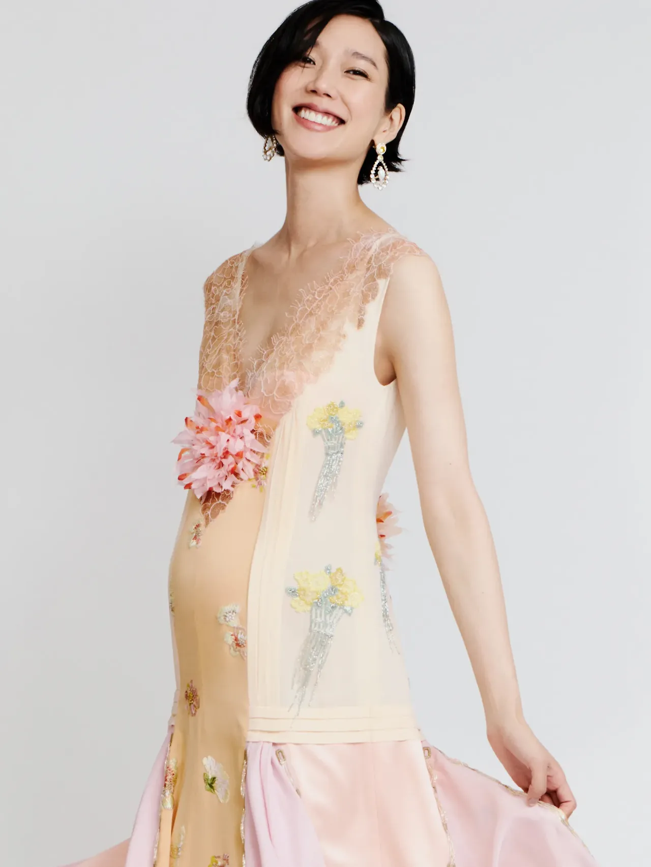 chanel_05-tao-okamoto-1