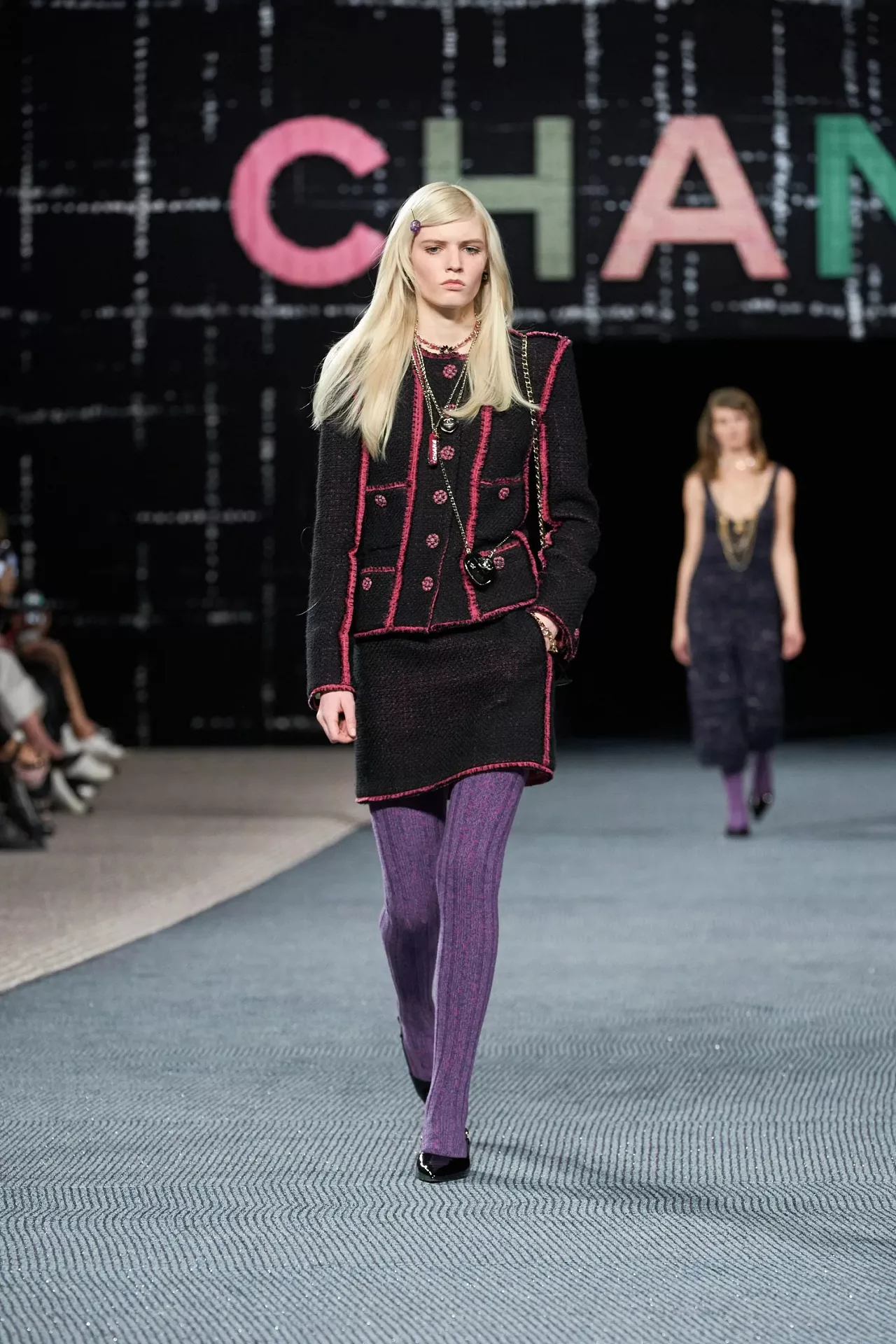 Chanel RTW Thu Đông 2022 look 46