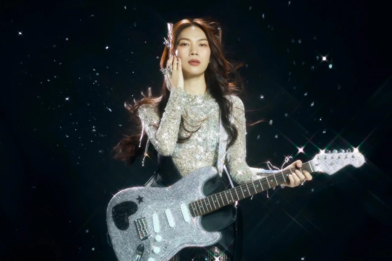 Điểm nhấn thị trường âm nhạc Việt 2025 là loạt live concert cá nhân như: See the Light của Mỹ Tâm.
