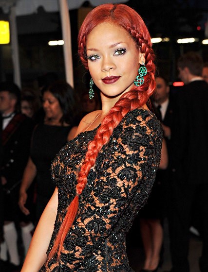 Rihanna khoe kiểu tóc đẹp dreadlock trên Instagram ELLE VN