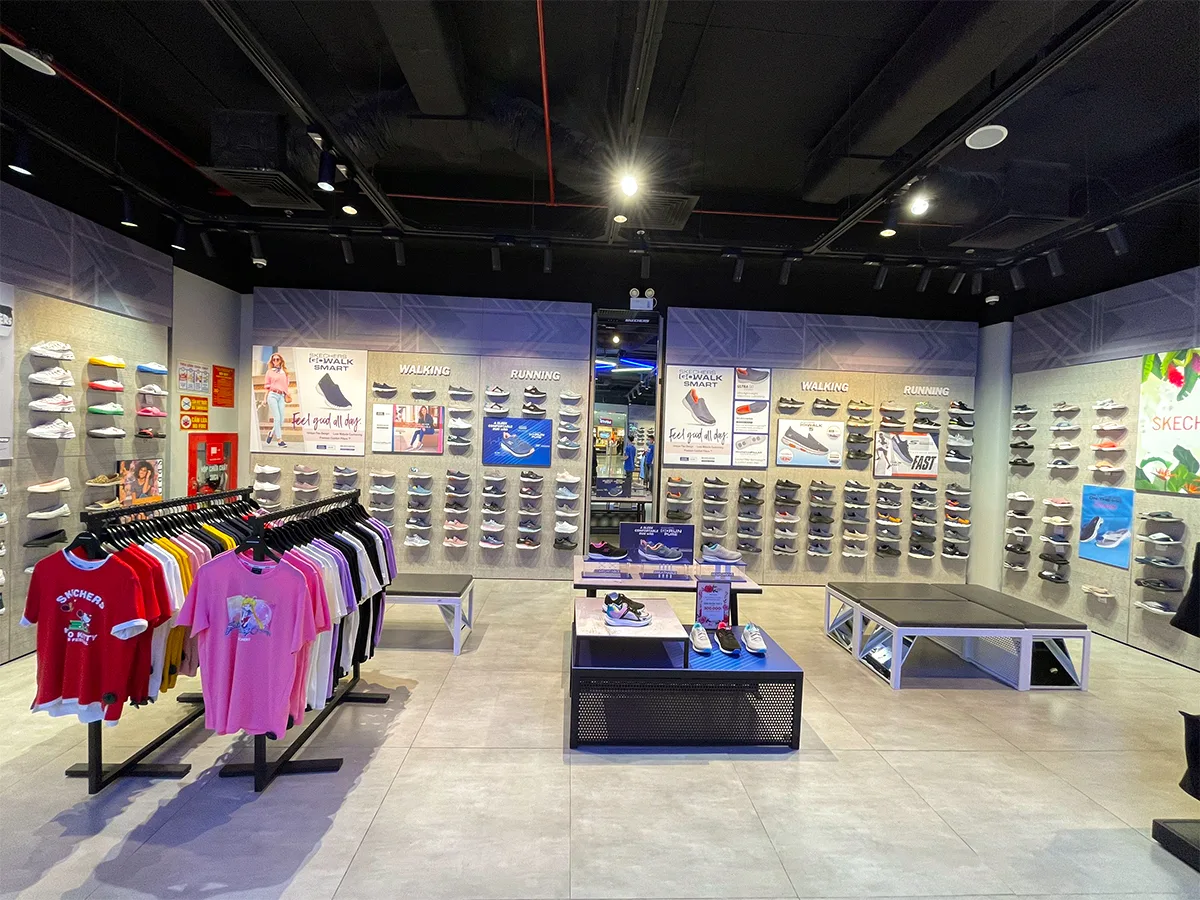 skechers ưu đãi 50% hình ảnh cửa hàng