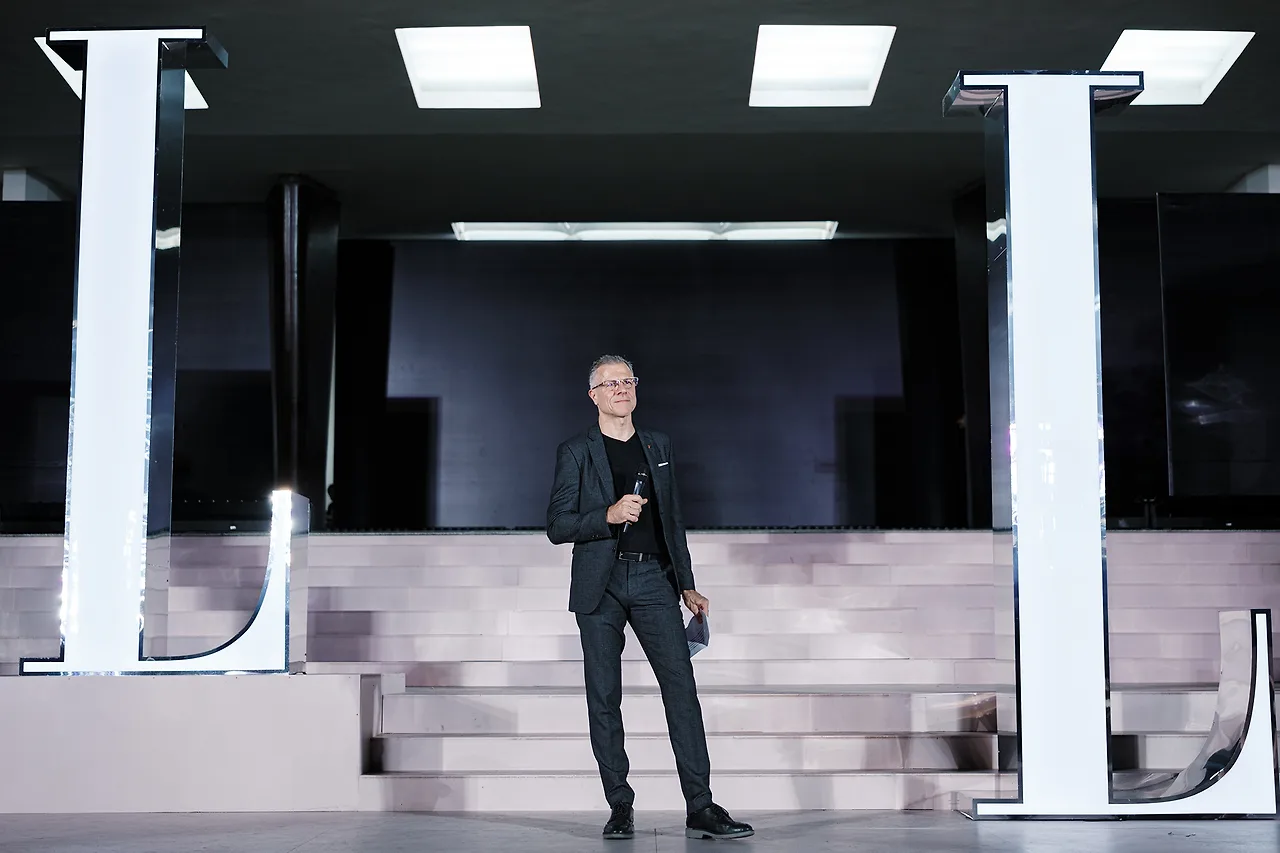 elle fashion show giám đốc porsche elle fashion show giám đốc porsche