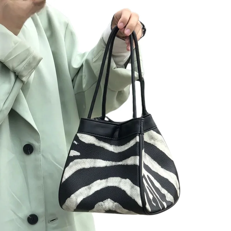 ELLE Affiliate (17)-PhotoRoom (1).png