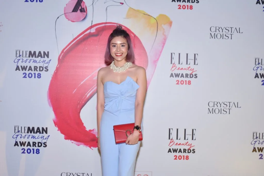 ELLE Beauty Awards 2018: Phạm Hương chiến thắng giải Best Hair of the Year ELLE Beauty Awards 2018: Phạm Hương chiến thắng giải Best Hair of the Year