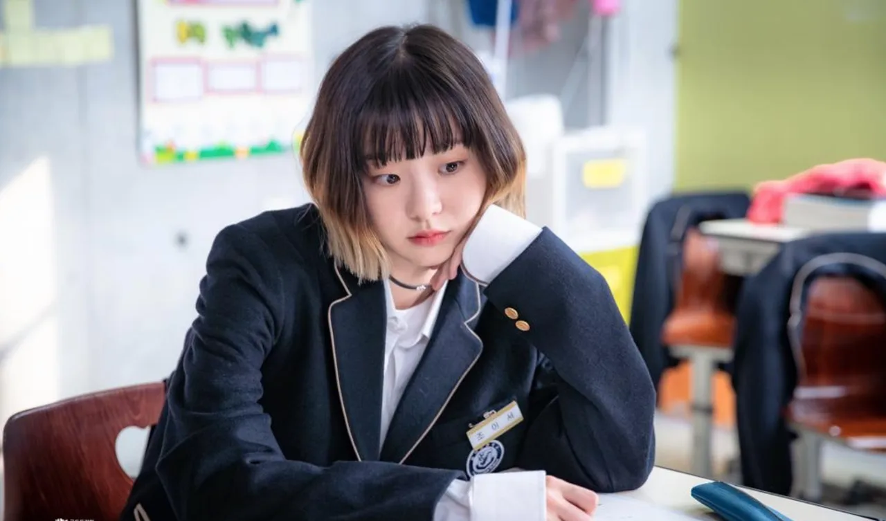 Sở hữu màu tóc nhuộm thời thượng như nữ chính Itaewon Class.