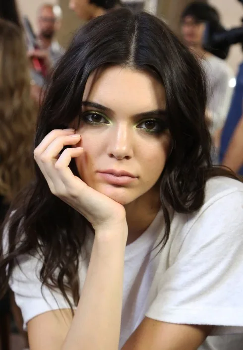 Kendall Jenner – vững lòng giữa tâm bão