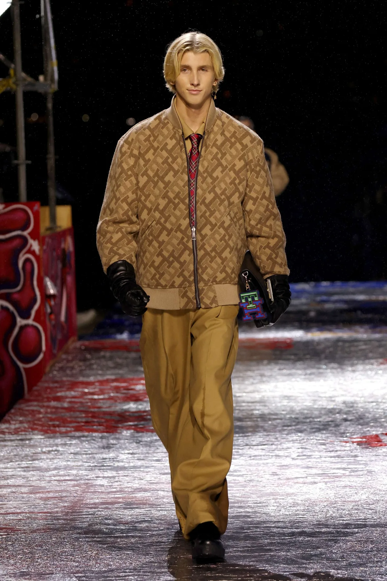 Tommy Hilfiger Thu Đông 2022 look 52