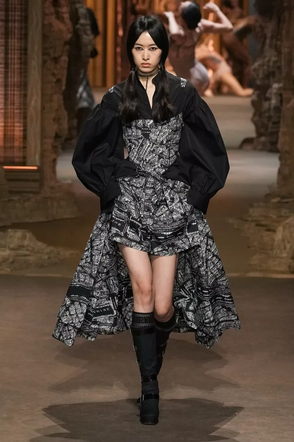 Dior xuân hè 2023 look 6