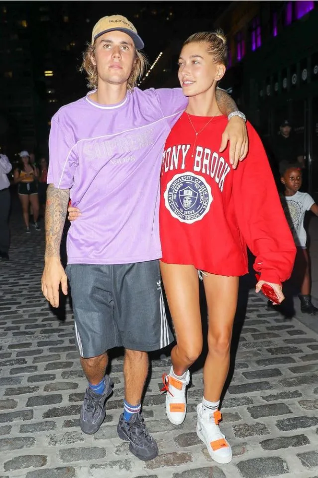 thời trang cặp đôi Justin Hailey 2