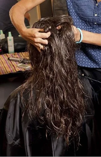 Những bí quyết làm đẹp thay đổi cuộc sống - Giảm tóc rối