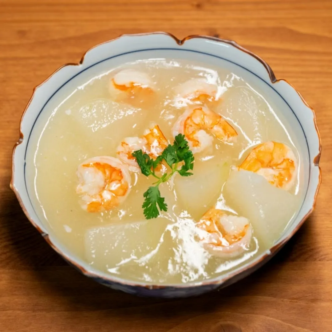 Món canh bí đao nấu tôm thanh mát