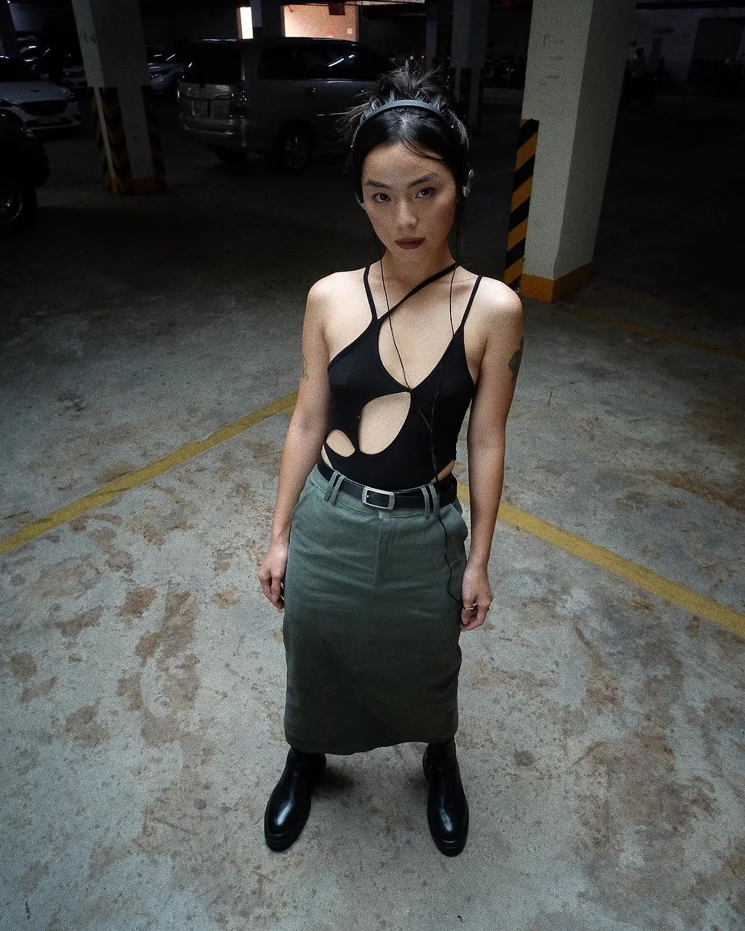 thiết kế bodysuit cut-out