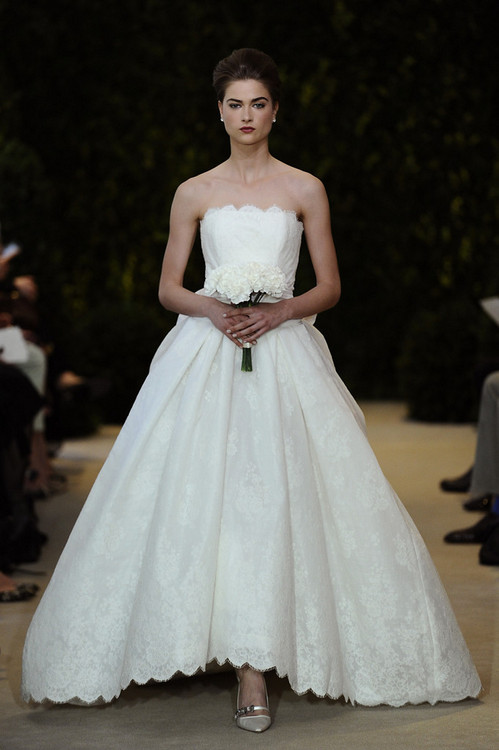 BST áo cưới xuân Carolina Herrera 2014: Hạnh phúc vĩnh cửu