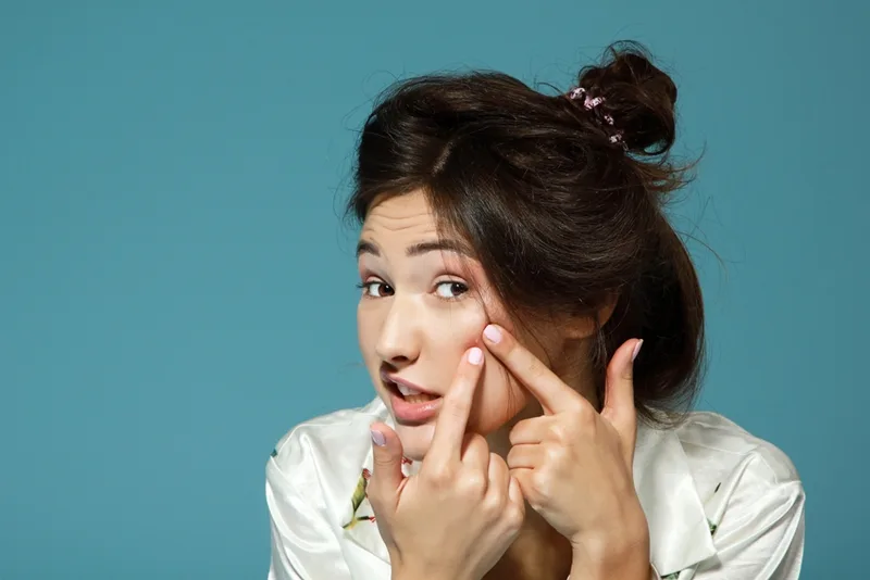 Nguyên nhân gây mụn do căng thẳng 4 Nguyên nhân gây mụn do căng thẳng 4