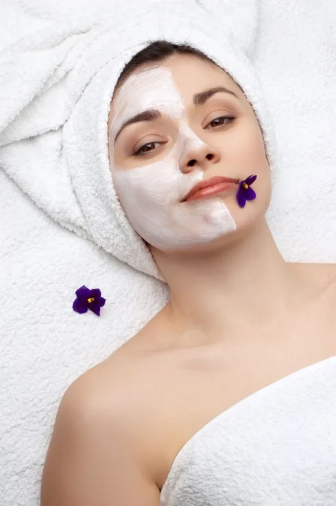 Đây sẽ là lúc bạn cần phải chuyển sang một loại sữa rửa mặt không tạo bọt, không gây ra cảm giác căng khô cho làn da của bạn.