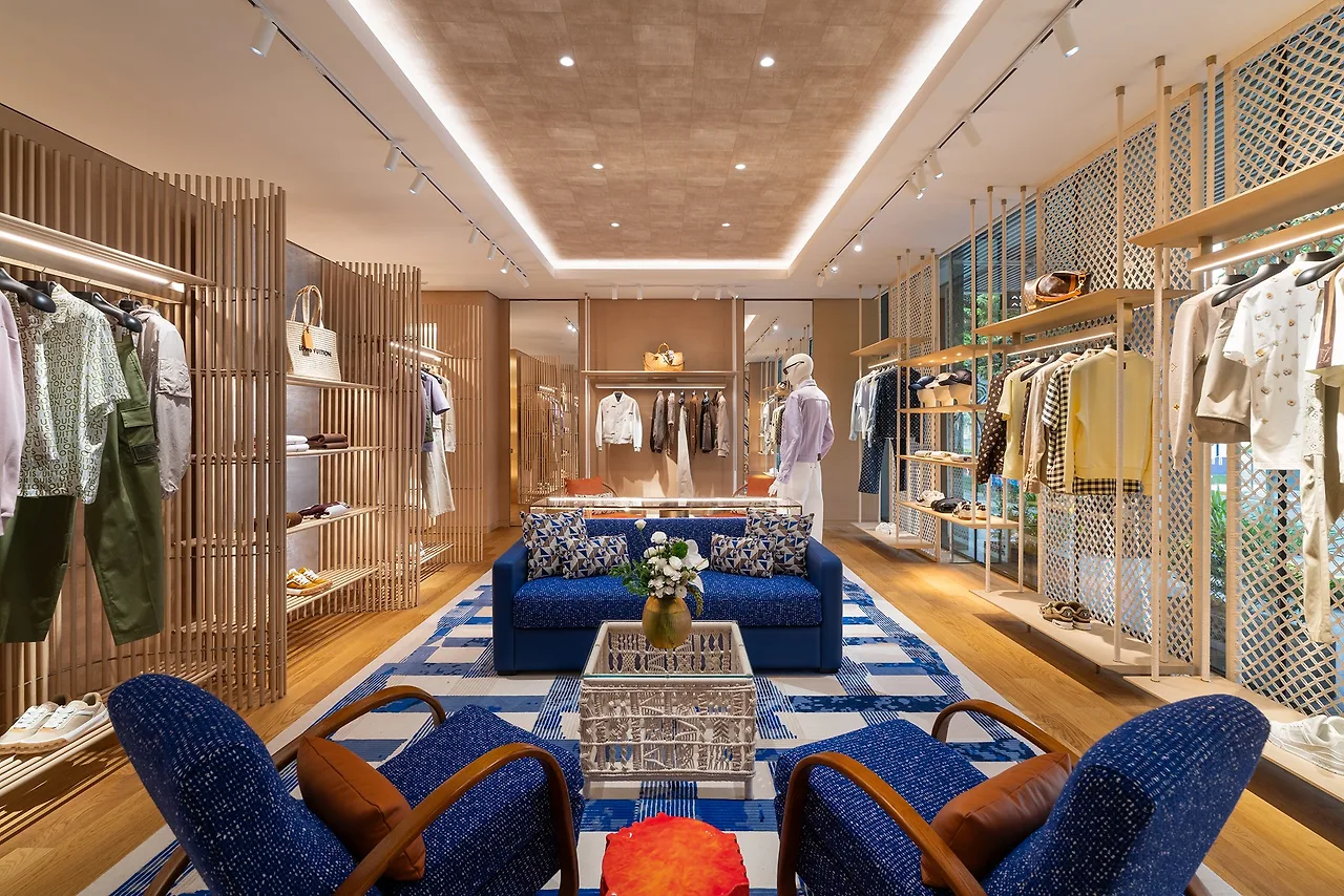 Louis Vuitton ra mắt không gian mua sắm dành riêng cho nam giới đầu tiên tại Việt Nam, tọa lạc tại Saigon Centre