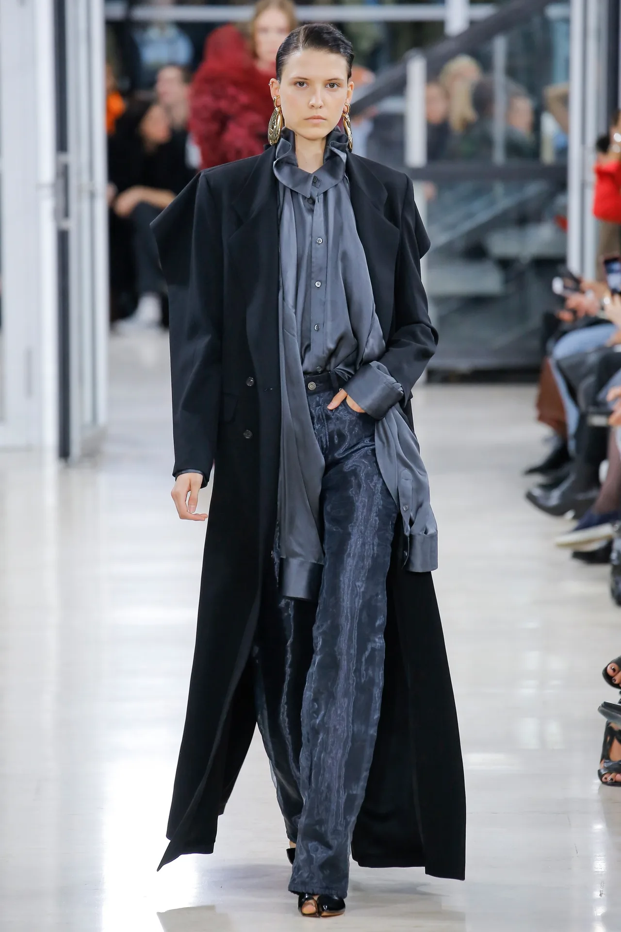 Paris Fashion Week Spring 2018 Y/Project: Sự sáng tạo không ngừng nghỉ
