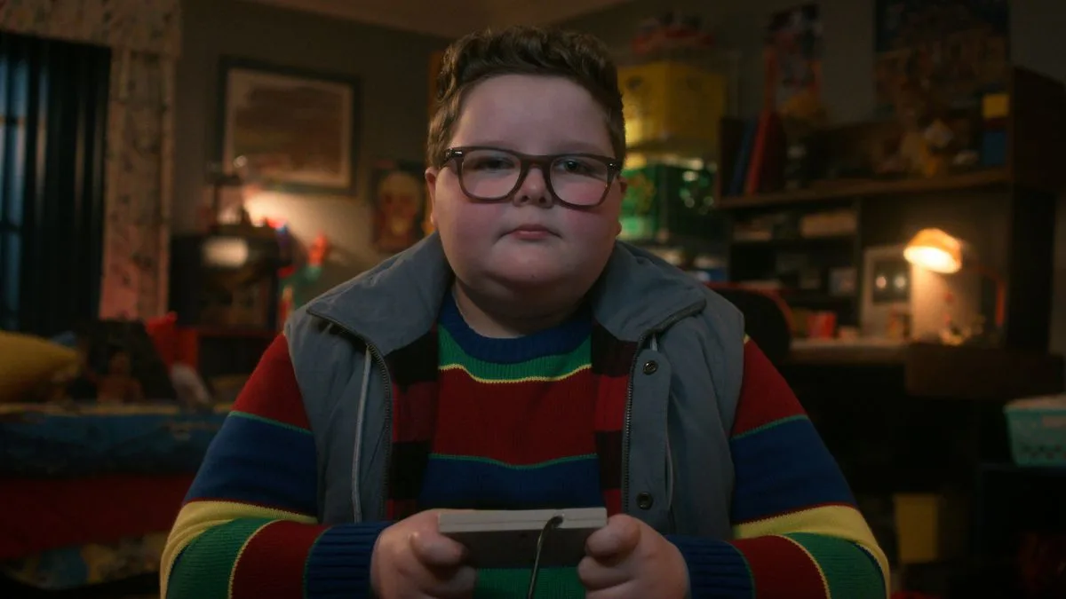 Derek Turnbow mang đến những khoảnh khắc hài hước cho phần phim Stranger Things 5. (Ảnh: Netflix)