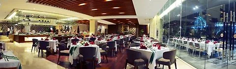 gói khuyến mãi mua 3 voucher ăn tại nhà hàng Lackah, bạn sẽ được tặng thêm một voucher ăn