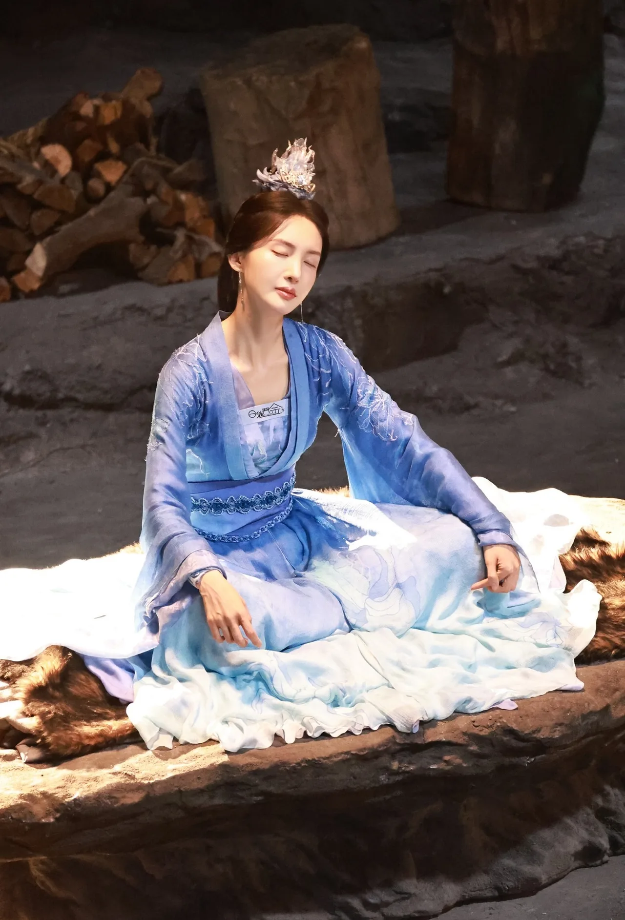 tạo hình Kim Thần trong "Phàm Nhân Tu Tiên"
