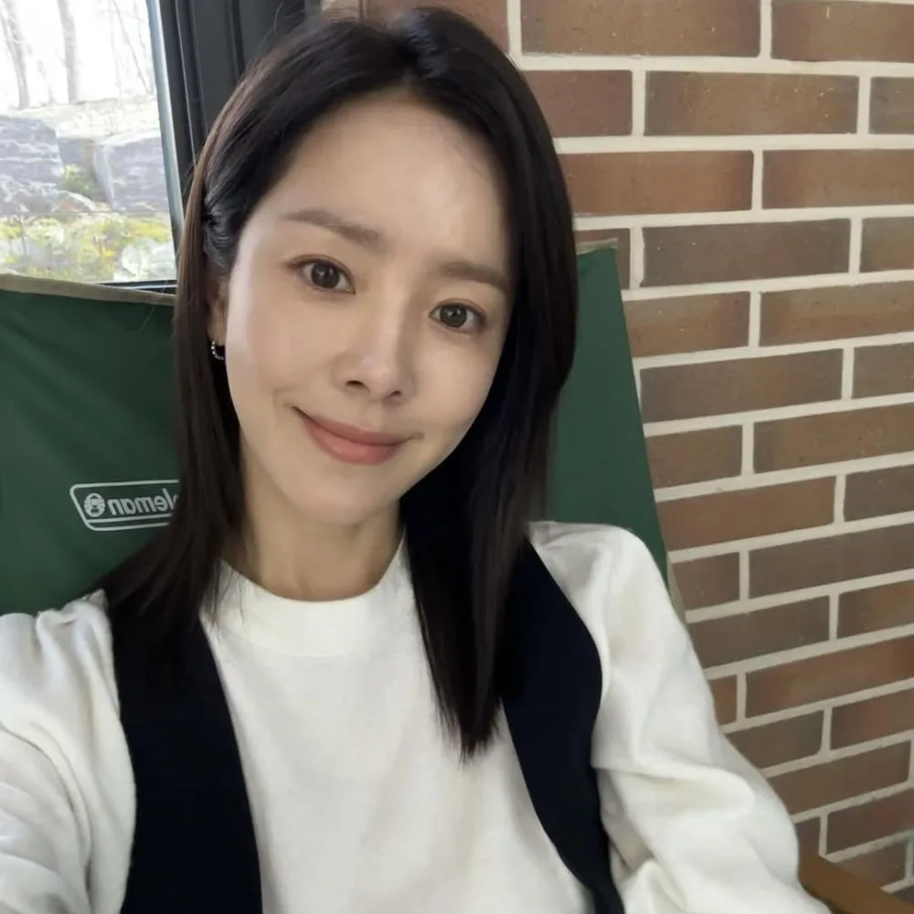 Han Ji Min với làn da trắng