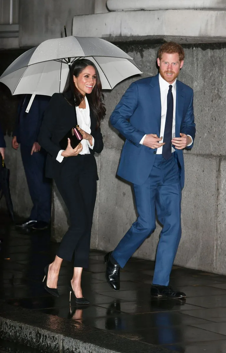 khoảnh khắc thời trang Meghan Markle 03 khoảnh khắc thời trang Meghan Markle 03