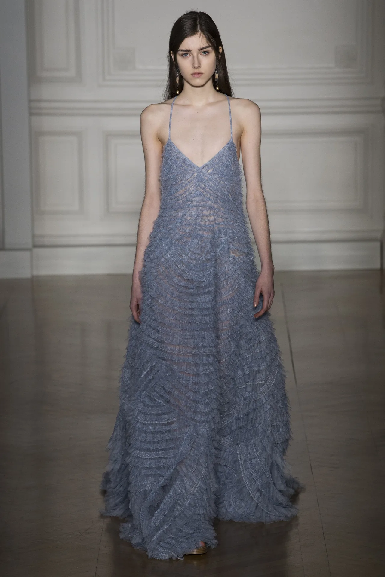 Những BST nổi bật tại tuần lễ Haute Couture Xuân-Hè 2017 - ELLE VN