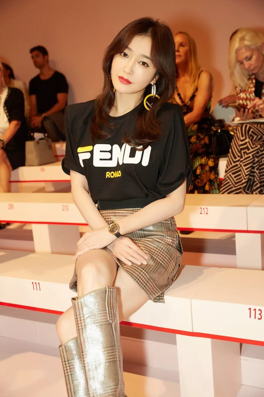 Nàng thơ châu Á tại Tuần lễ thời trang Milan 2019 6