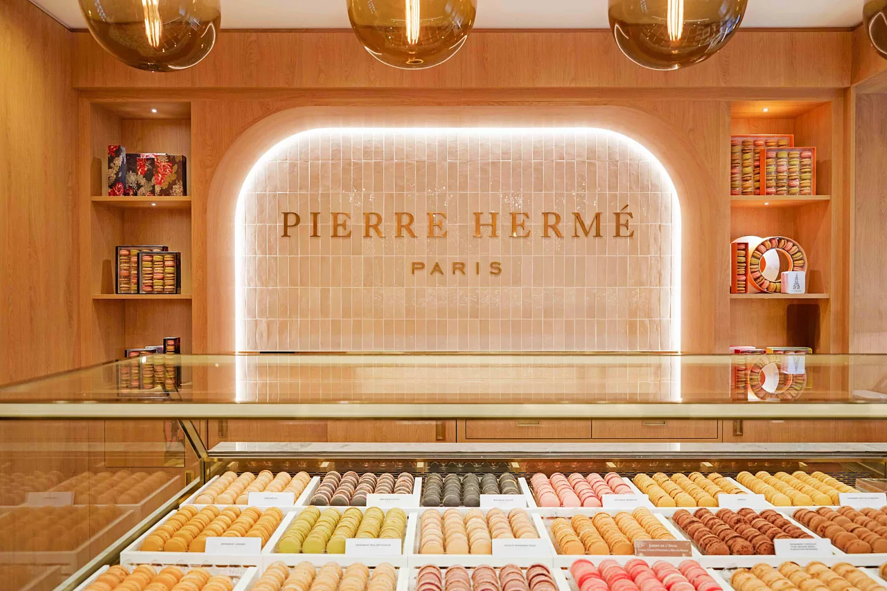 tiệm bánh Pierre Hermé trứ danh bạn nên ghé thăm khi đến Olympic Paris 2024