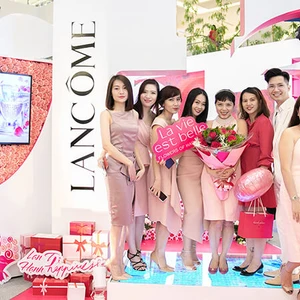 Trải nghiệm mùi hương của hạnh phúc tại vườn hồng Lancôme